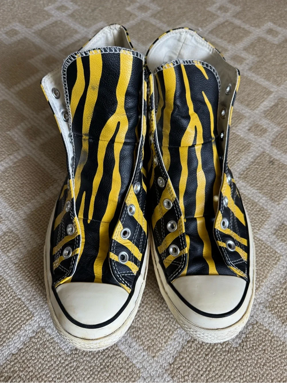 Converse Chuck Taylor Tiger Stripe Leather High Top Sneakers Streetwear Men’s 11 - Picture 5 of 14
